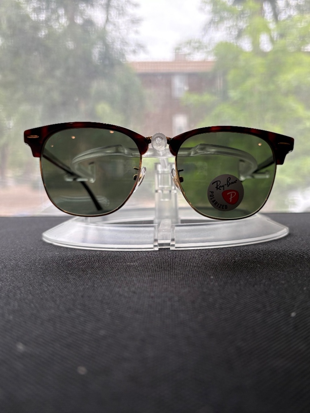 Ray-Ban Clubmaster Classic polarized sunglasses (RB3016F). Red Havana/green